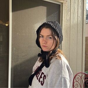 Black crochet adult Bonnet